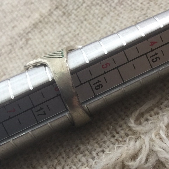 Silver wave ring. Size 6 - Picture 4 of 4